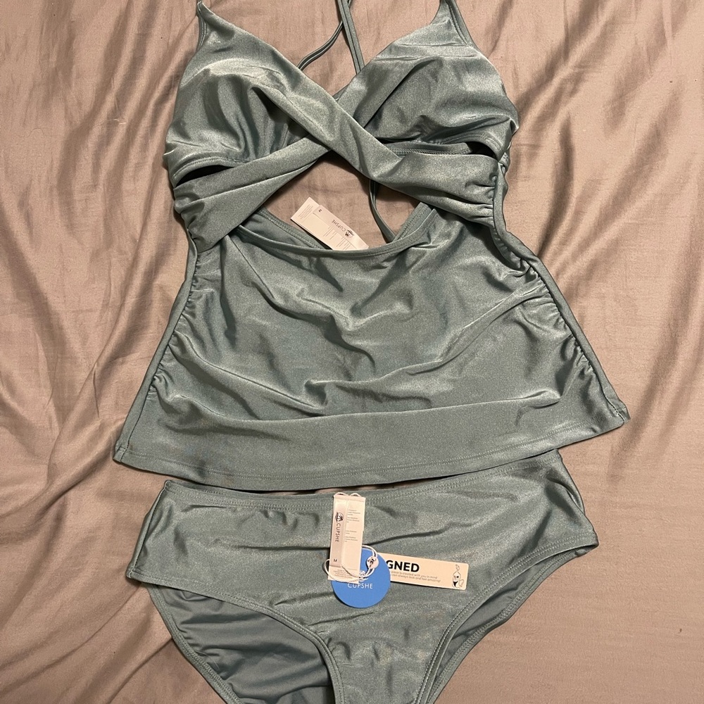 Cupshe Tankini